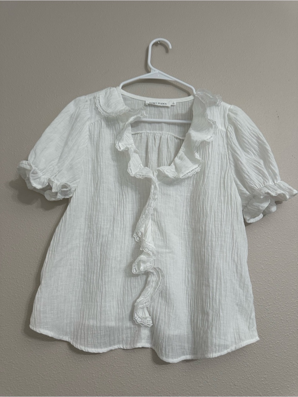 Lightweight White Ruffle Button-Front Kids Top - Picture 1 of 5